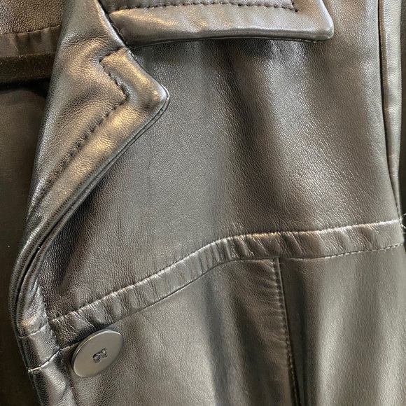 Danier Black Leather Coat. PRICE IS NEGOTIABLE - Picture 2 of 5